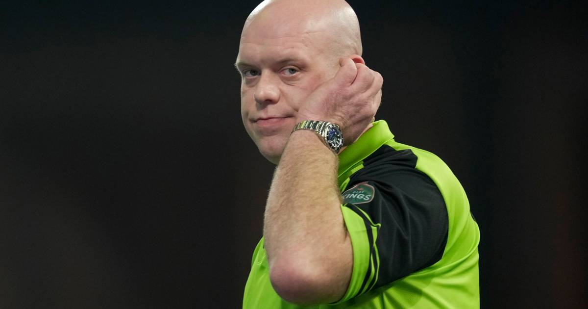 look.  Ally Pally sensation: Michael van Gerwen eliminated after dramatic match against Williams |  World Darts Championship