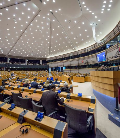 België verdenkt Qatar van corruptie in EU: meerdere invallen in Brussel, oud-parlementariër gehoord