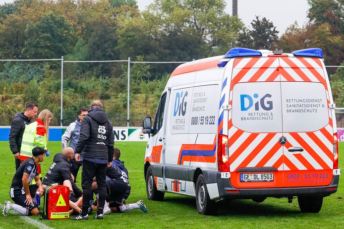 Dubbele beenbreuk voor Heracles-talent Diego van Oorschot (18): ‘Wat