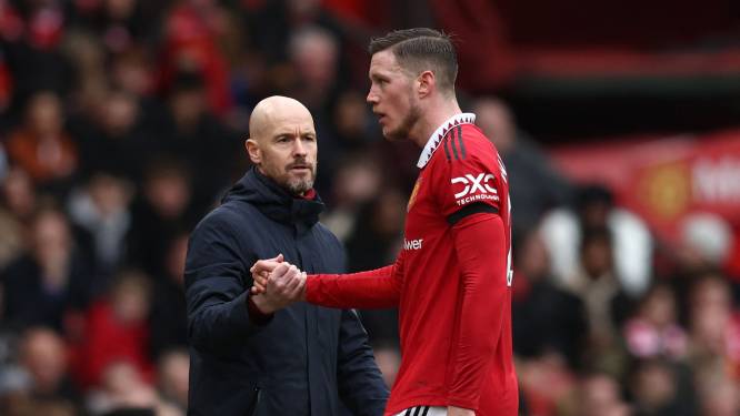 Erik ten Hag ziet Wout Weghorst graag langer bij Manchester United blijven: ‘Hij is de leider’