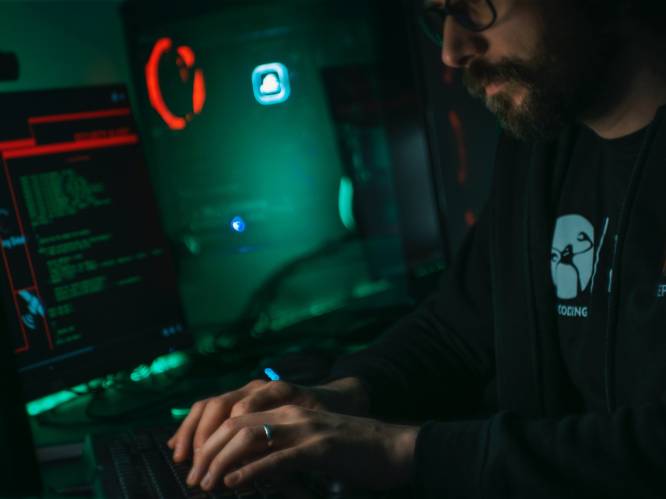 Wat zijn de gevolgen voor Leuvense universiteit na de diefstal van een half miljoen wachtwoorden? “Er zijn geen KU Leuven-systemen gehackt”