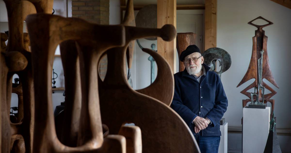 Beeldhouwer Joep Coppens (1940-2024) overleden: zijn vader was zijn grootste leermeester