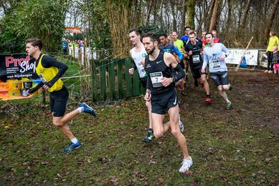Tradities worden in Kerstcross Sprundel in ere gehouden