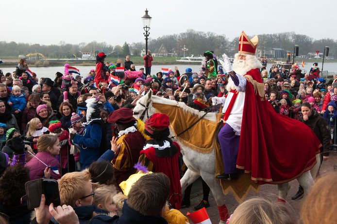 Een eerdere Sinterklaas-intocht in Deventer. Er zijn dit jaar geen extra veiligheidsmaatregelen.