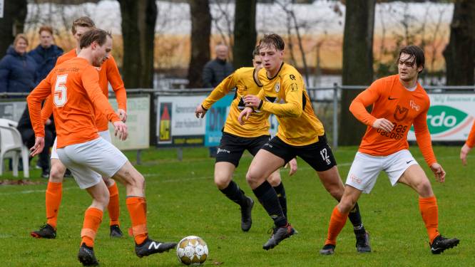 Overtuigende zege van Unitas'30 dompelt Moerse Boys in rouw: ‘Zou de genadeklap kunnen zijn’