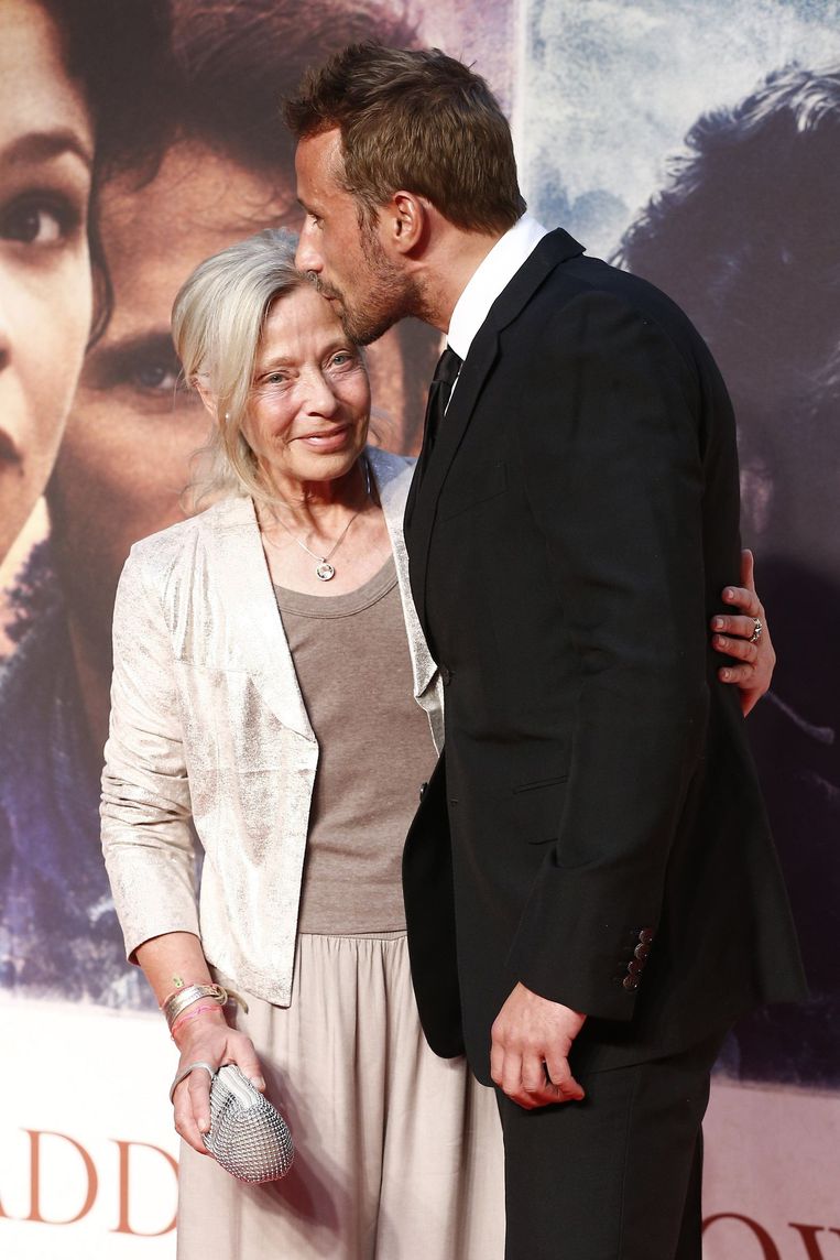 Matthias Schoenaerts verliefd op mysterieuze brunette | Celebrities