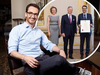 Frédéric is al 10 jaar dé kapper van koningin Mathilde: “Ik sta meestal al om 7 uur in het kasteel van Laken”