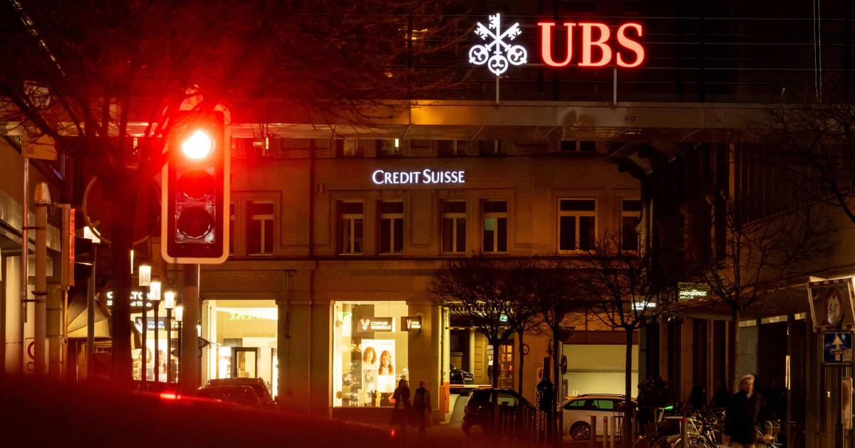 «Швейцарское правительство хочет принять экстренные меры, чтобы ускорить поглощение Credit Suisse» |  Новости
