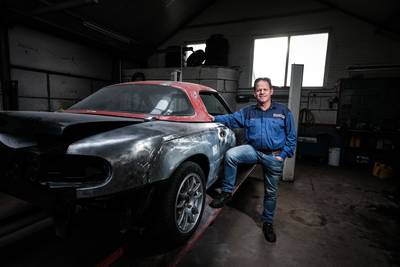 Garagehouder Jan stopt met zijn Auto Kemp: ‘Kempie, pak de watten en leg die klant daarin’