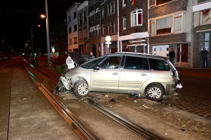 Het ongeval gebeurde op de Sint Bernardesteenweg.