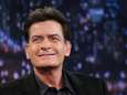 Charlie Sheen emménage avec deux actrices porno