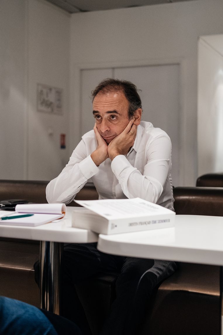 Éric Zemmour: “Frankrijk speelt zijn militaire macht niet uit, terwijl het wel het sterkste leger van het vasteland heeft.” Beeld Wouter Van Vooren
