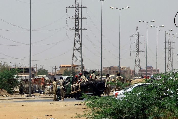 Soldaten van het regeringsleger in Khartoem.