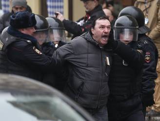 Politie Moskou voert tientallen betogers af