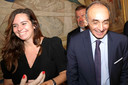Eric Zemmour et sa conseillère politique Sarah Knafo (Paris, 17 novembre 2021)