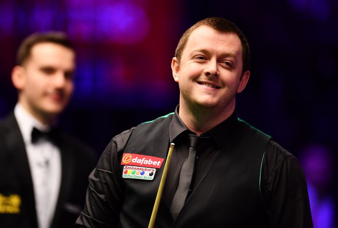 LONDON, ENGLAND - JANUARY 18:  Mark Allen of Northern Ireland reacts during his match against Ronnie O'Sullivan of England during The Dafabet Masters on Day Five at Alexandra Palace on January 18, 2018 in London, England. (Photo by Justin Setterfield/Getty Images)