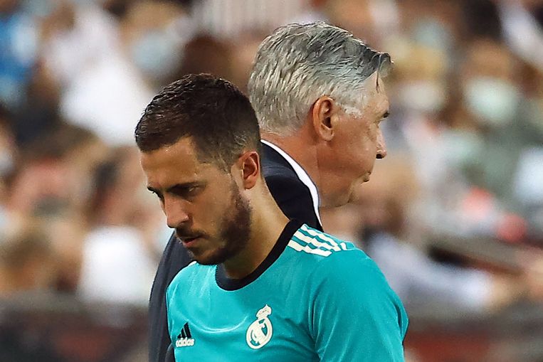 Eden Hazard en Carlo Ancelotti. Beeld AFP