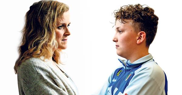 Moederhart Heidi huilt, zoon Robin (14) verliest 'thuis' in Hoenderloo - De Stentor
