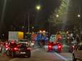 A12 en Brusselse Ring volledig geblokkeerd door boerenprotest, ook vuurwerk afgestoken: “Gaan zo lang door als nodig”