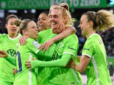 Jill Roord schiet VfL Wolfsburg ten koste van Arsenal en Vivianne Miedema naar halve finale