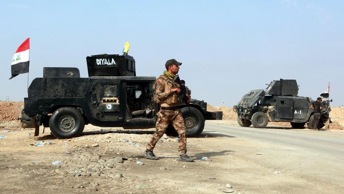 Des soldats de l'armée irakienne aux abord de Mossoul, Irak, le 27 octobre 2016.
