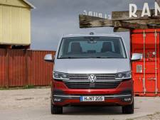 Dit is waarom de nostalgische VW-bus al 70 jaar heel voorzichtig evolueert