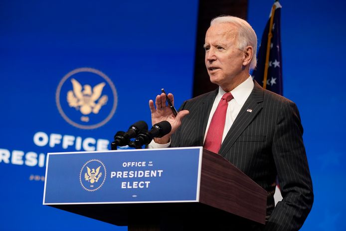 Joe Biden tijdens de persconferentie vanavond.