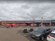 Grote vechtpartij in winkelcentrum Zwolle: politie pakt 5 mannen op en stopt ze in de cel