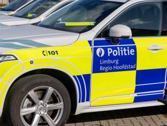 Drie gewonden bij botsing tussen twee auto’s