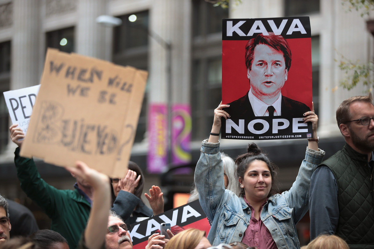 Activisten demonstreren in de VS tegen de benoeming van Brett Kavanaugh als opperrechter. Beeld AFP