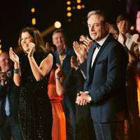 De Wever, ‘failliete’ socialisten en Trump stelen de show op de nieuwjaarsfeesten van N-VA en PVDA