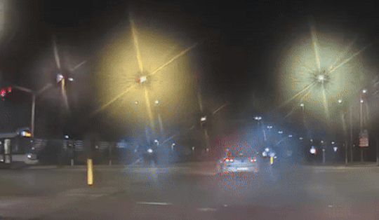 ▶ Trambestuurder rijdt met volle snelheid door rood licht nabij Wijnegem Shopping Center: ‘Had veel erger kunnen aflopen’