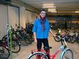 Schepen Anja Peeten in de fietsbib in Holsbeek