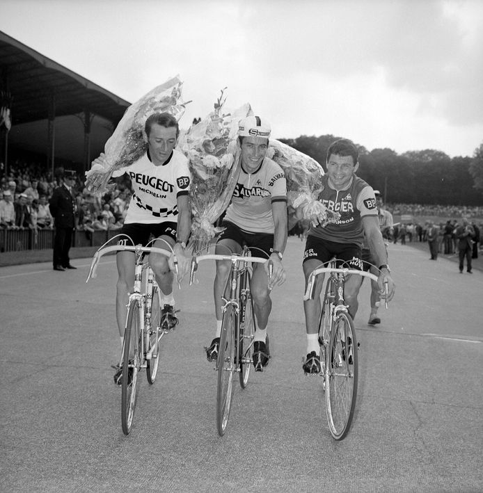 Hier met Roger Pingeon en Felice Gimondi na de Tour, waarin Poulidor 3e zou eindigen.