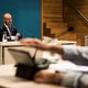 Ik voel me belazerd, zegt de Coördinator Groningen. Belazerd door de NAM, door Wiebes en het ministerie