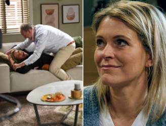 Karen Damen kent na weken spanning haar stalker in ‘Familie’: “Ik durf wel zelf niet naar de ontknoping kijken”