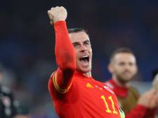 Bale helpt Wales met twee goals naar finale WK-playoffs