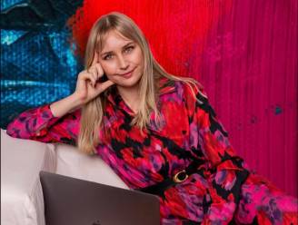 Caro (25) start eigen marketingbureau nadat ze dicht bij burn-out zat: “Toen ik achter het stuur in slaap viel, wist ik dat het anders moest”