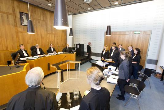 In de rechtbank in Den Haag is de rechtszaak met betrekking tot de langstudeerboete begonnen tussen de studentenorganisaties en de staat. Studentenorganisaties ISO, LSVb, LKvV vinden de langstudeerboete onrechtmatig is en vrezen dat meer studenten hierdoor in financiele problemen komen.