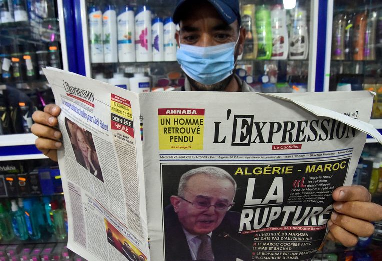 Ook in de Algerijnse hoofdstad Algiers volgen ze het conflict met Marokko op de voet. Beeld AFP