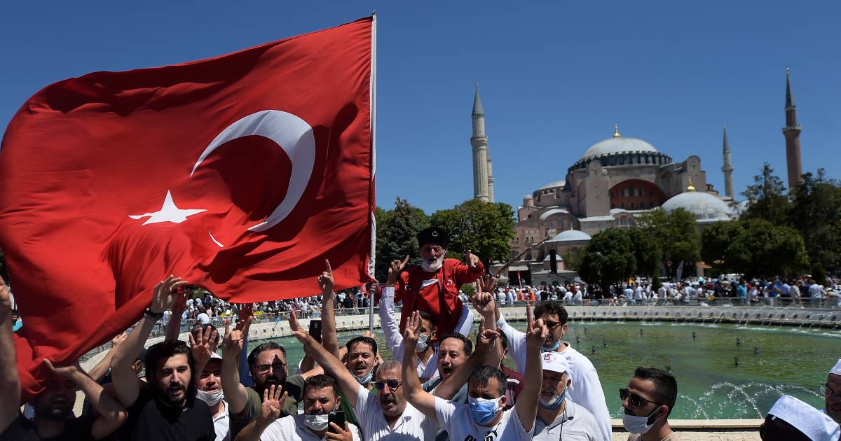 Première prière à SainteSophie “Un jour de deuil pour toute la