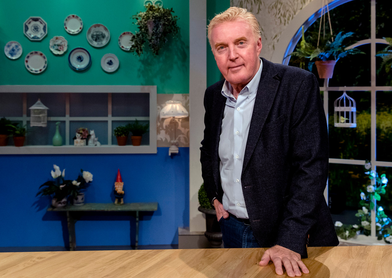 André van Duin steelt de show in Heel Holland Bakt ‘Dit is meer een dood schildpadje’ Foto