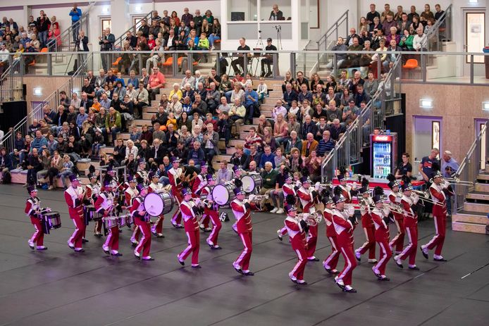 De jeugdshowband van Showkorpsen Irene tijdend de Indoor Taptoe Ede in oktober 2019.
