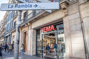 De Hema is nu nog in hartje Barcelona te vinden, maar in 2022 sluiten alle vestigingen van het warenhuis in Spanje.