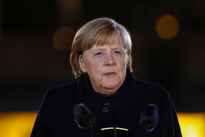De toenmalige Duitse bondskanselier Angela Merkel tijdens een afscheidsrede in Berlijn in december vorig jaar.