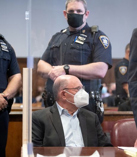 Vijftien aanklachten van belastingfraude tegen financieel topman bedrijf Trump