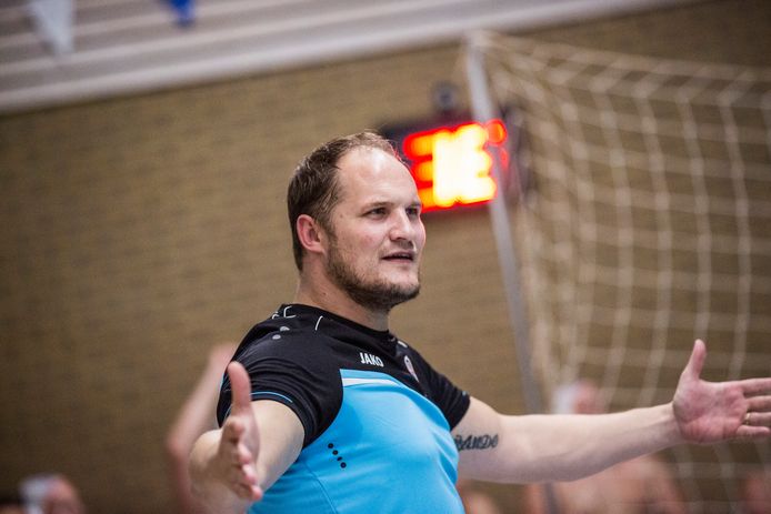 Klaas Zwaan trekt de stekker uit het eredivisieschap van Schuurman BZC.