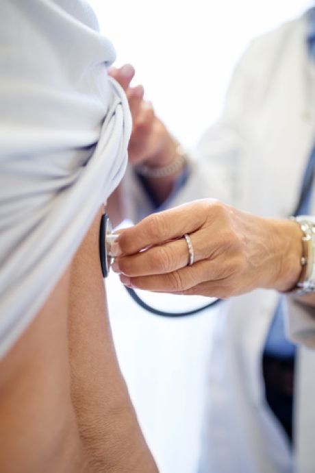 Le nombre de communes wallonnes en pénurie de médecins s’améliore
