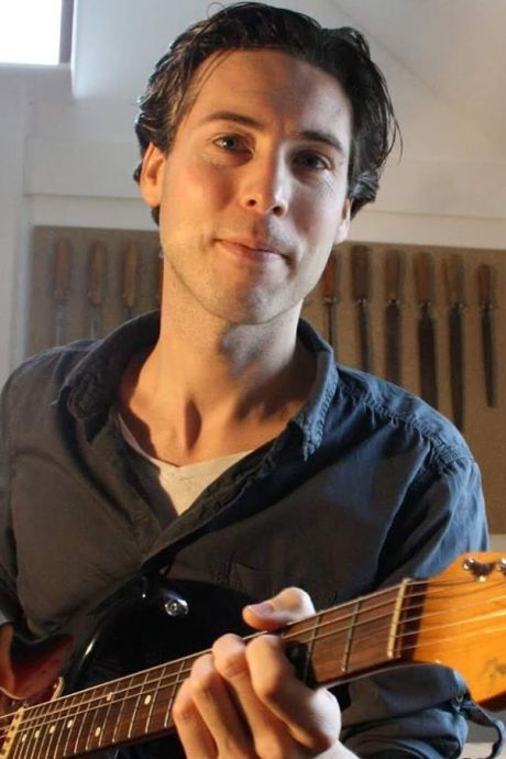 Bergse Jelle, die beroemd werd met gitaar spelen tijdens hersentumoroperatie, is overleden