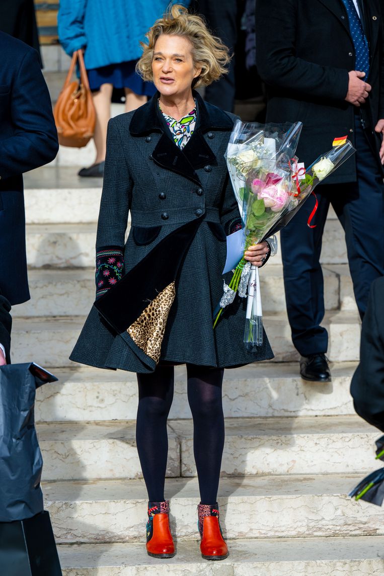 Prinses Delphine bij de jaarlijkse eucharistieviering ter nagedachtenis van de overleden leden van de Belgische koninklijke familie in Onze-Lieve-Vrouwekerk in Laken, 17 februari 2023.  Beeld ANP / MMP